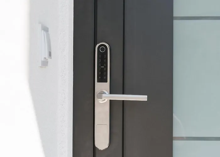 Iliana & Sarra 1 Apartament